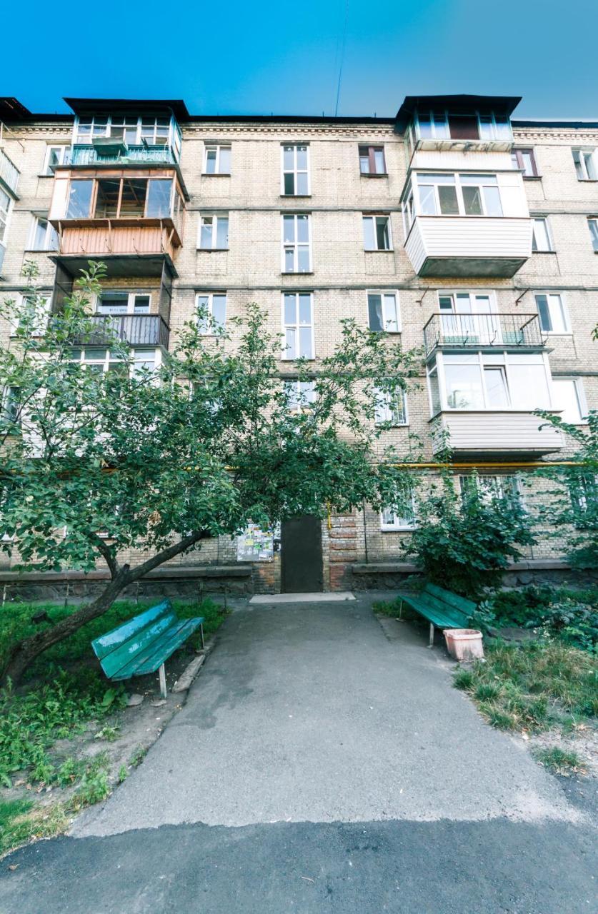 Apartment Near Metro Station Darnitsa كييف المظهر الخارجي الصورة